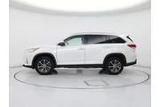 $23998 : Toyota Highlander 2019 XLE 4 thumbnail