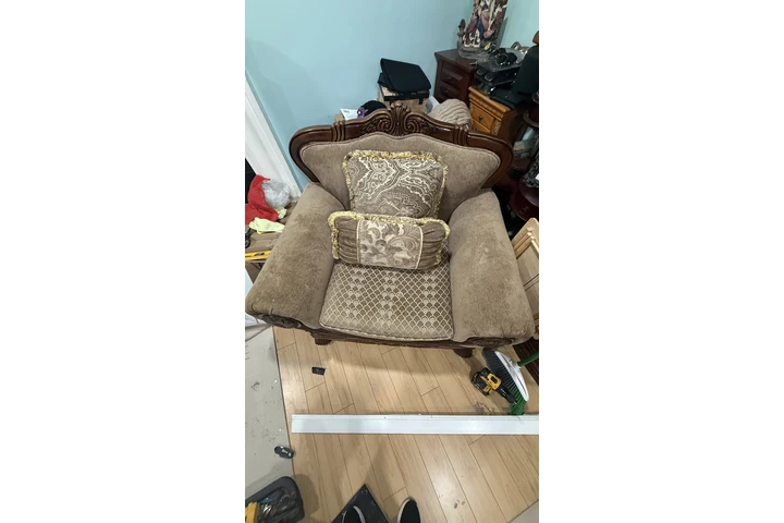 $450 : Vendo un juego de sillones image 3