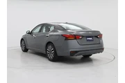 $20998 : Nissan Altima 2024 2.5 SV 4d thumbnail