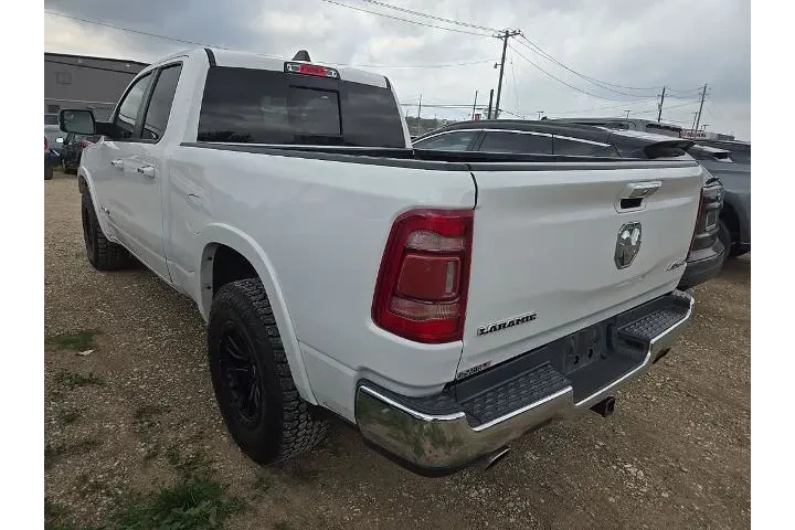 $24724 : Ram 1500 2020 4x4 Laramie 4d image 2