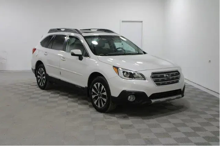 $14988 : Subaru Outback 2016 AWD 3.6R image 1