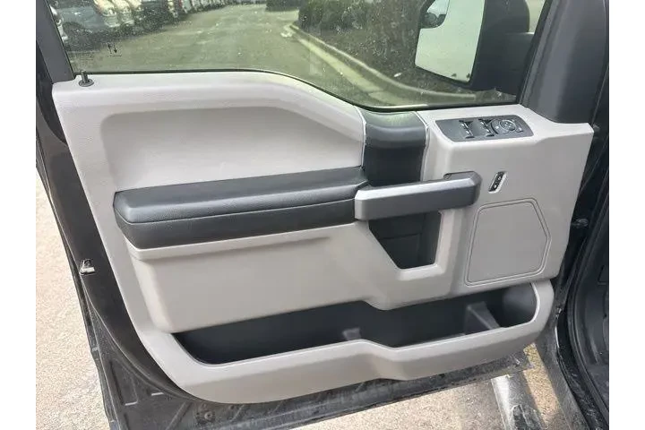 $28500 : Ford F-150 2020 4x4 King Ran image 8