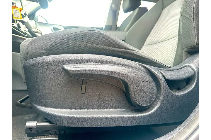 $19995 : Kia Soul 2023 LX 4dr Crossov image 4