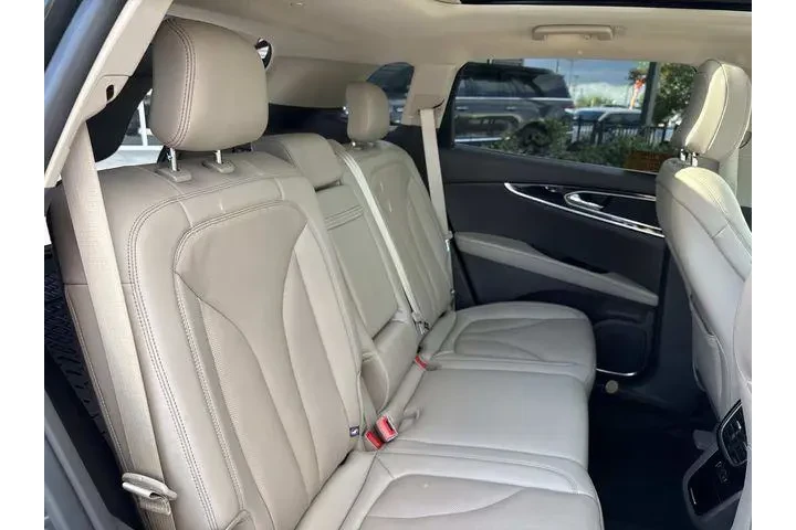 $39880 : Lincoln Nautilus 2023 AWD Re image 10