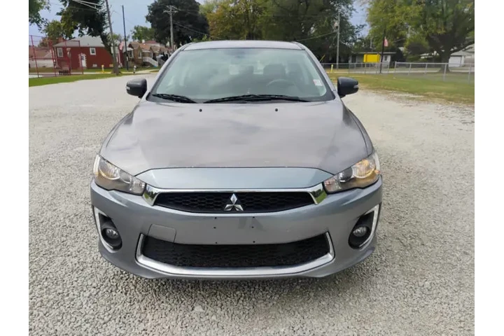 $8997 : 2017 Lancer ES image 3