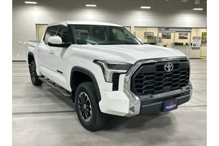 $39945 : Toyota Tundra 2022 4x4 SR5 4 image 6