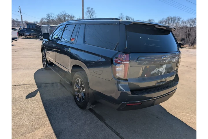 $48595 : 2021 Suburban image 8