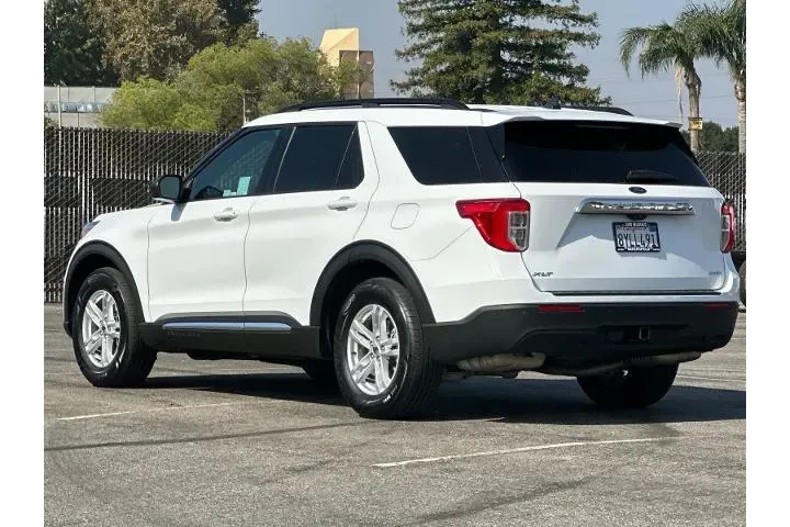 $31990 : Ford Explorer 2022 AWD XLT 4 image 5