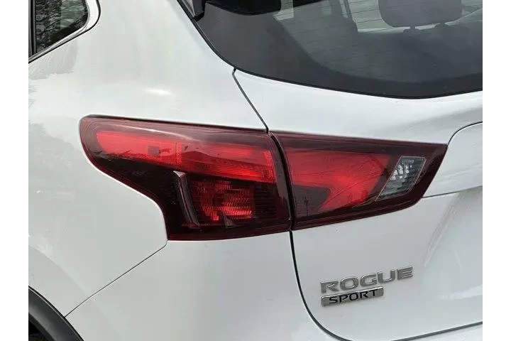 $11349 : Nissan Rogue Sport 2019 S 4d image 8