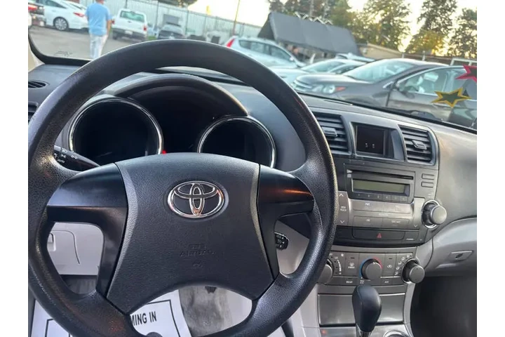 $11999 : 2009 Highlander image 8