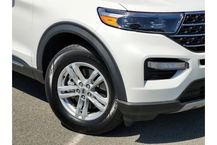 $27700 : Ford Explorer 2022 XLT 4dr S image 9