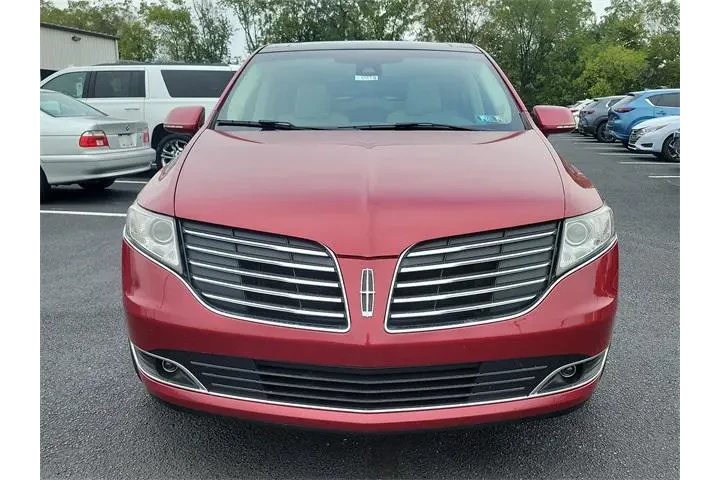 $19990 : Lincoln MKT 2018 AWD Reserve image 2