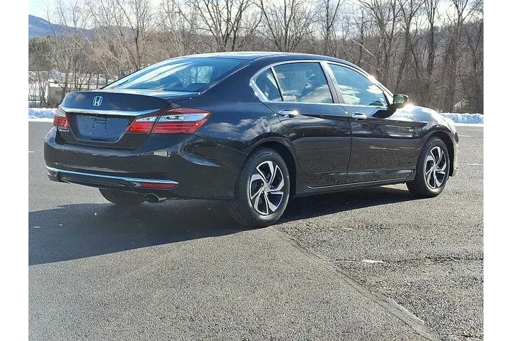 $12495 : Honda Accord 2016 LX 4dr Sed image 6