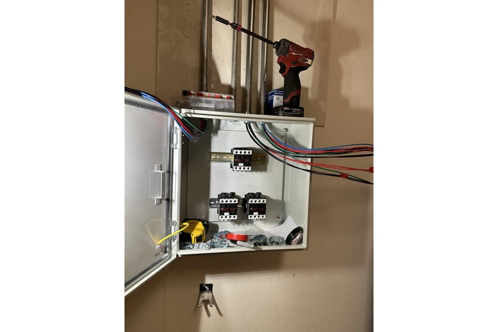 Looking for JOB image 2