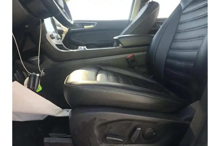 $25333 : Ford Edge 2022 AWD ST-Line 4 image 4