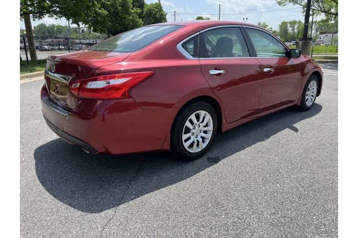 $9900 : 2016 Altima 2.5 S image 6