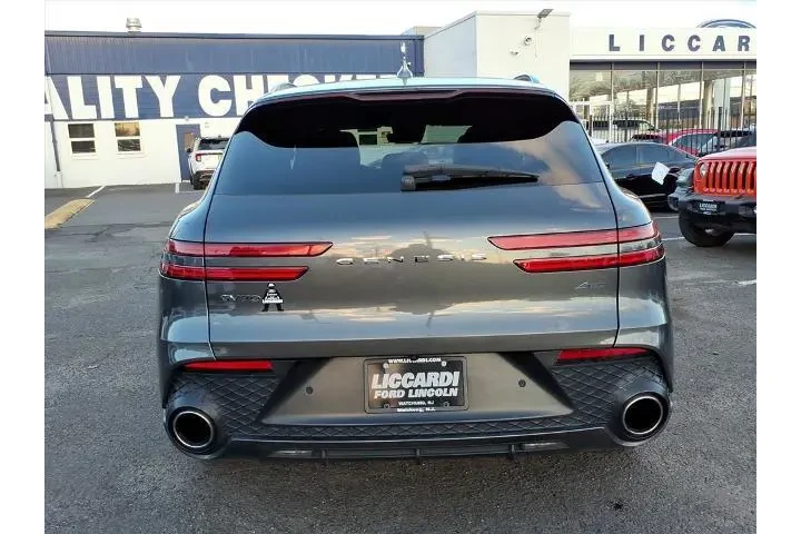 $31999 : Genesis GV70 2022 AWD 2.5T S image 6