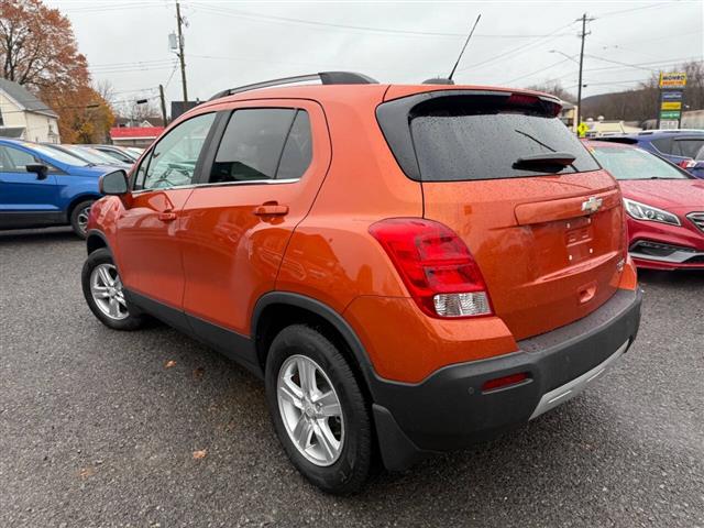 $7990 : 2016 Trax image 2