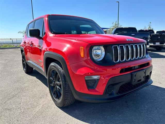 $16995 : Pre-Owned 2019 Renegade Sport image 4