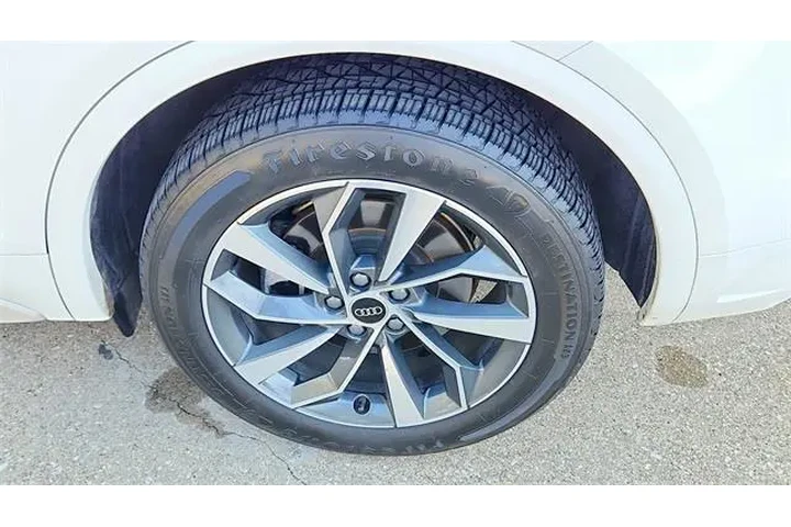 $24958 : Audi Q5 2023 AWD quattro S l image 9