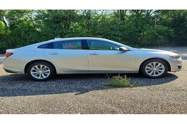 $12999 : Chevrolet Malibu 2022 LT 4dr image 6