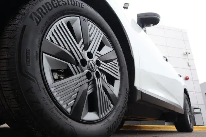 $35980 : Nissan Murano 2025 AWD SL 4d image 9