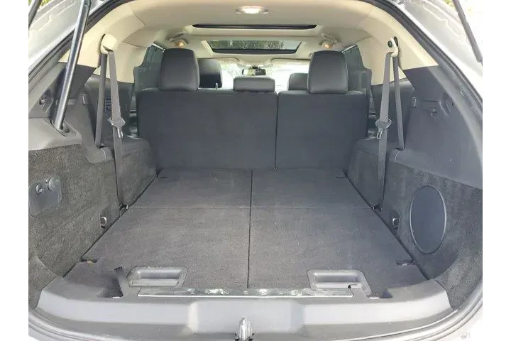 $15990 : Lincoln MKT 2018 Premiere 4d image 8