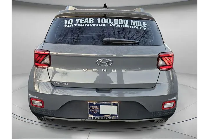 $17272 : Hyundai VENUE 2022 SEL 4dr C image 6