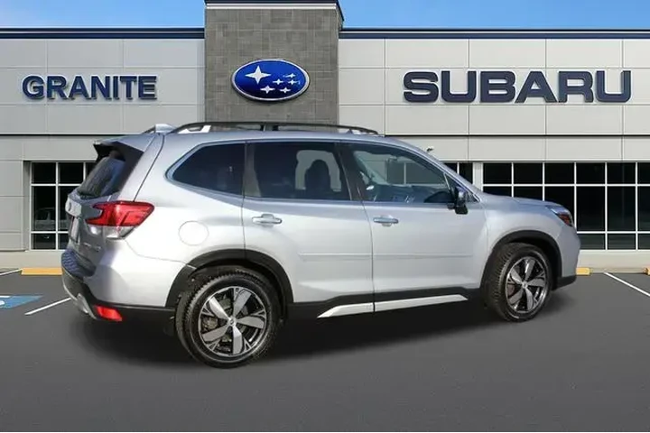 $18490 : Subaru Forester 2019 AWD Tou image 10