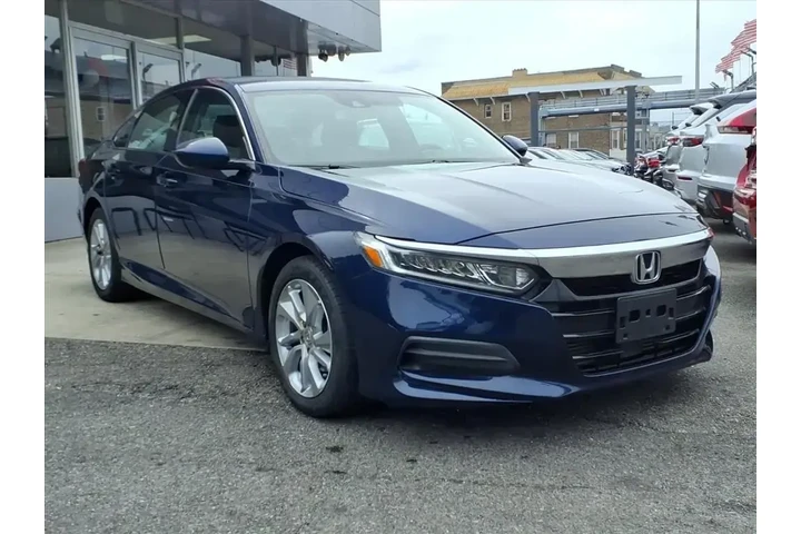 $17499 : Honda Accord 2020 LX 4dr Sed image 1