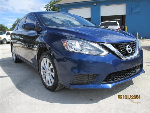 $13895 : 2018 Sentra image 2