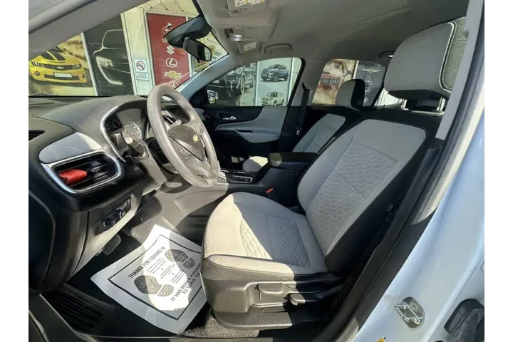$17999 : 2020 Equinox LS image 10