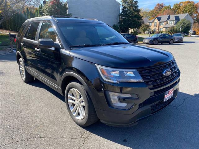 $9499 : 2016 Explorer image 1