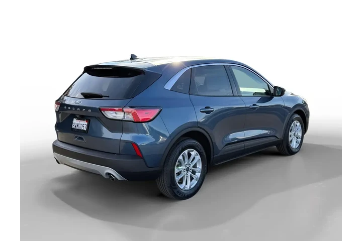 $16163 : Ford Escape 2020 SE 4dr SUV image 5