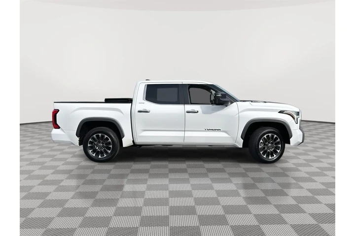 $48984 : 2024 Tundra Limited HV image 6