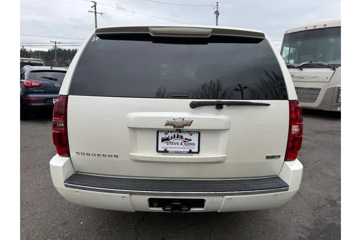 $16995 : 2010 Suburban LTZ image 8