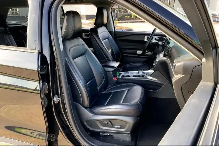 $14984 : Ford Explorer 2020 XLT 4dr S image 9