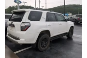 $33989 : Toyota 4Runner 2021 4x4 TRD thumbnail