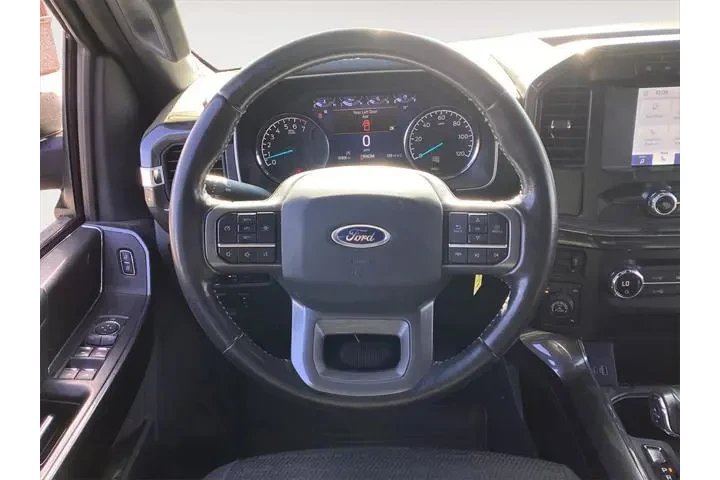 $33000 : Ford F-150 2021 4x4 XLT 4dr image 2