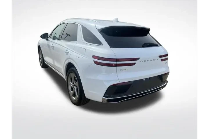 $39900 : Genesis GV70 2026 AWD 2.5T S image 6