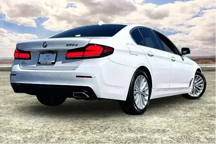 $25991 : BMW 5 Series 2021 530e 4dr S image 5