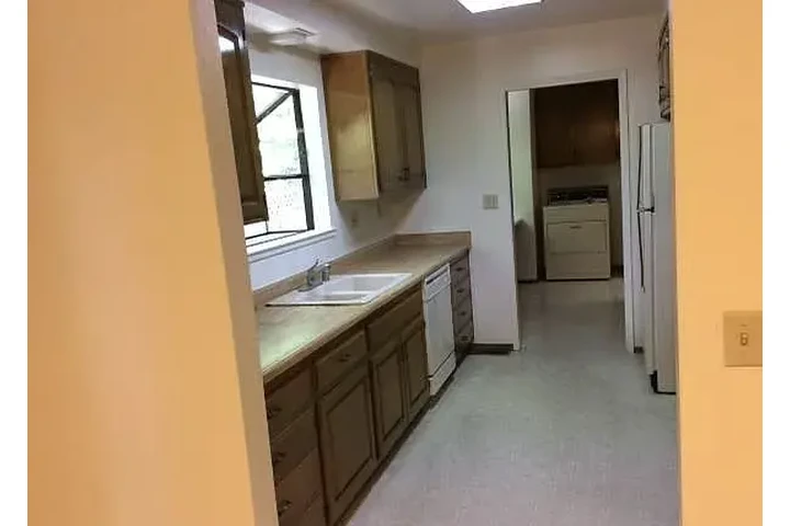 $2000 : AVAILABLE  IN MOUNTAIN VIEW CA image 7