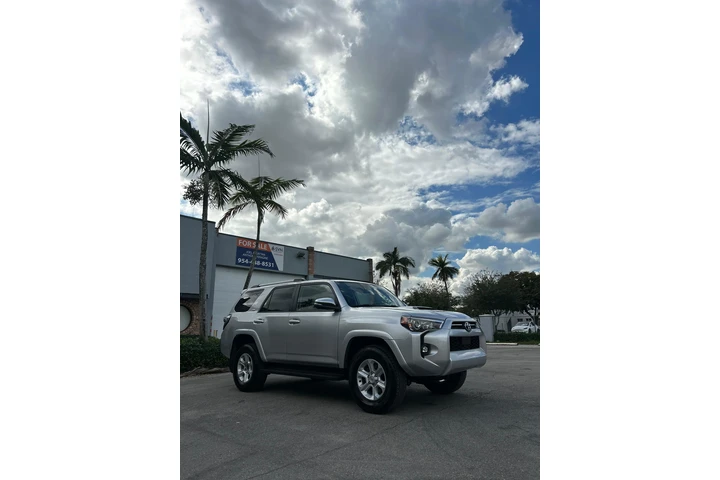 $30000 : TOYOTA 4RUNNER SR5 image 9