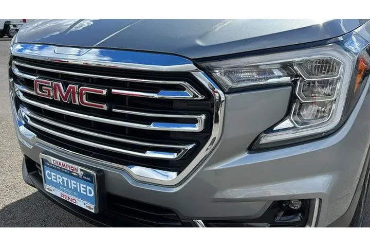 $26984 : GMC Terrain 2024 AWD SLT 4dr image 9