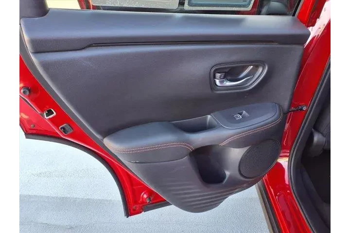 $23211 : Honda HR-V 2023 Sport 4dr Cr image 7