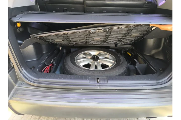 $8900 : Hyundai Tucson IMPECABLE! image 8