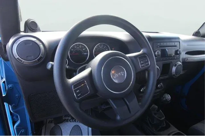 $8995 : Jeep Wrangler 2012 4x4 Sport image 10