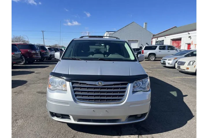 $5995 : 2010 Town and Country Touring image 3