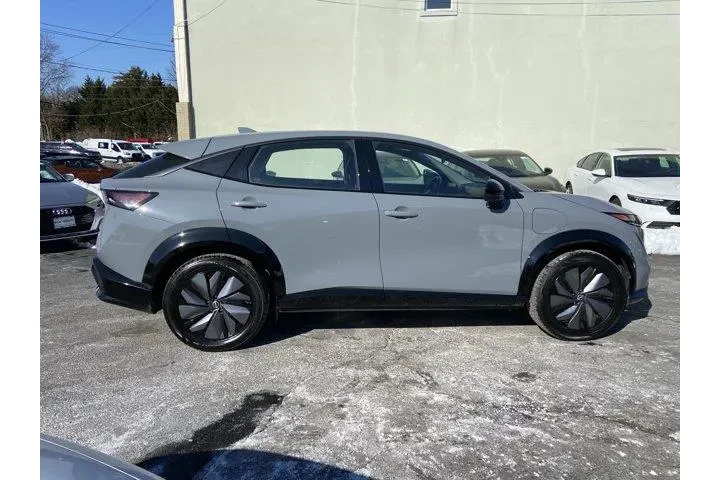 $18350 : Nissan Ariya 2024 AWD Engage image 3
