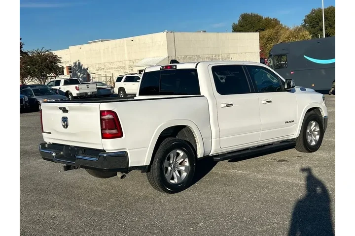 $28000 : Ram 1500 2021 4x2 Laramie 4d image 6